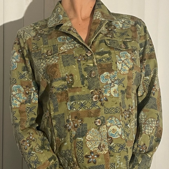 Womens jacket blouse unique pattern - Picture 3 of 3